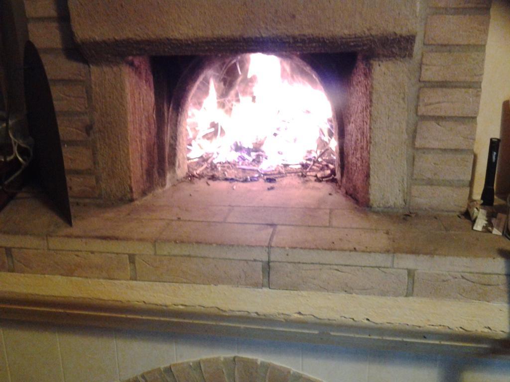 Agriturismo Ticci Seùlo Eksteriør billede