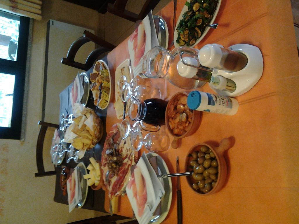 Agriturismo Ticci Seùlo Eksteriør billede
