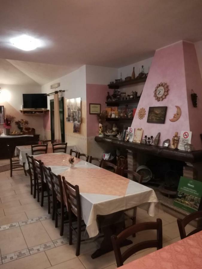Agriturismo Ticci Seùlo Eksteriør billede